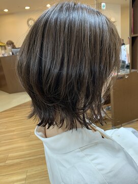 イソラブル 日比野店(ISOLA-blu) 2wayボブウルフ