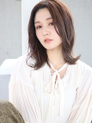 大人女性の見方☆白髪を活かしたデザインでワンランク上のオシャレに！あなたに似合うヘアをご提案します♪