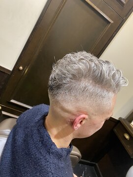 ヒロギンザバーバーショップ 神楽坂店(HIRO GINZA BARBER SHOP) サイドパート