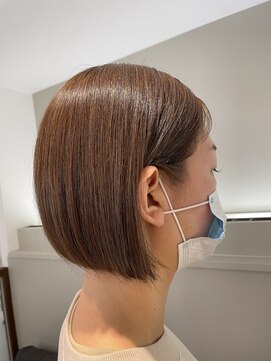 ユーリ(juli) ショートボブ