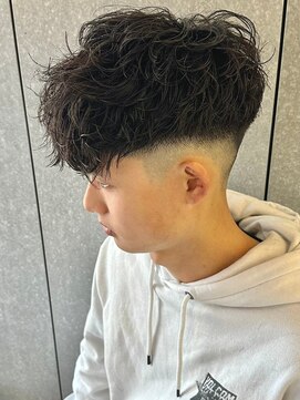 ニアウ 伊勢崎連取店(Niau) 波巻きスパイラルパーマツイストスパイラルパーマメンズマッシュ