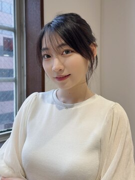 マレン(MAREN) こなれ感顔まわりカット/地毛風暗髪カラー