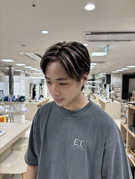 ケンジ 平塚ラスカ店(KENJE) 筋感ハイライト/メンズハイライト/ベージュハイライト