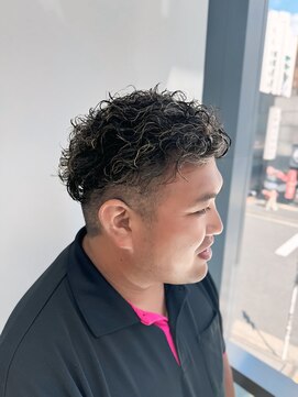 エアー 銀座タワー(AIR) ツーブロックパーマスタイル/ハイライト/スパイラルパーマ/