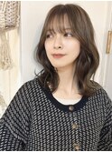 アッシュベージュ/グレージュカラー/くびれヘア