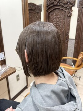 クアトロ グランシュ 川崎店(QUATRO × GranCieux) 切りっぱなしボブ