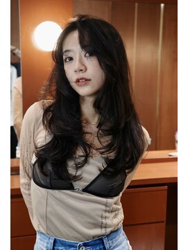 クヴェル バイ アーバン(KVELL by urban.) 【レイヤーカット/髪質改善/ワンカール/ロング/艶髪/名古屋駅】