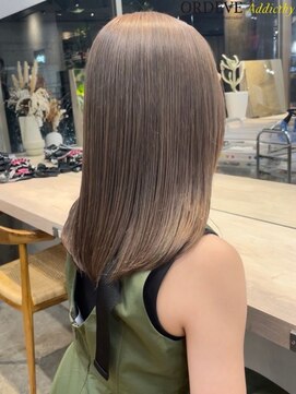 クラーロ アマンテ(Claro amante) 【愛され度No.1】透き通るミルクティーベージュ × 清楚ミディ