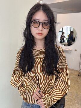 ユー セント(yew scent) ラフなロングレイヤー