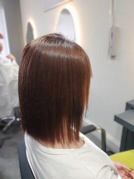 ジールヘアー(GIIL HAIR) 切りっぱなしボブ