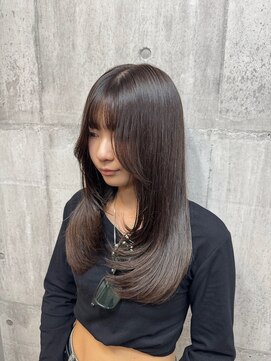 アリアバイエクラート 新宿南口店(ARiA by ECLART) ★透明感溢れるグレージュと大人可愛いレイヤーカット★