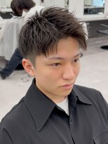 リップス 栄(LIPPS) アップバングショートツーブロック刈り上げ