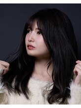 アンアタッシュ(UNE ATTACHE)&nbsp;LuminaVeil｜ダークグレージュ × レイヤーカット × 大人可愛い