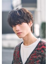 キュー(Cue_)&nbsp;柔らかスパイラルパーマの王道マッシュウルフスタイル3【影山】