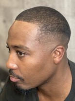 ブレイズマン(BLAZEMAN)&nbsp;Clean skin fade and sharp lineup
