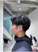 無造作なニュアンスパーマ。