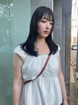 クプラ(Qpula)&nbsp;透け感ブラックに顔周りレイヤー