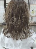 ゆるウェーブセミロング　　(太田　千代田町店)
