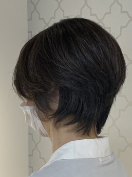 クラッシー(CLASSY) 【30代40代50代に人気◎】CLASSYシャープなショートウルフ