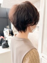 キャアリー(Caary) 福山市　小顔補正立体カット caaryショートヘア　ショートボブ