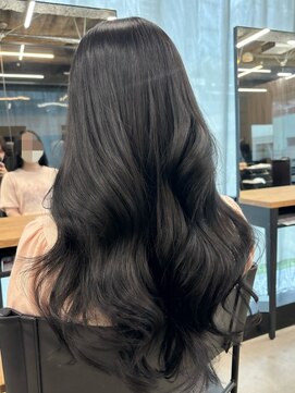 アリュウル 表参道(ALLURE) 艶感たっぷりブルーブラック×ヨシンモリ 佐藤