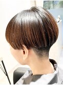 マッシュショート/ツーブロック/刈り上げ女子/ショートカット