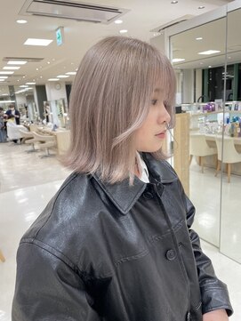 シャルムバイケンジ(Charm.by KENJE) ミルクティーグレージュ/ケアブリーチ/ハイトーン/銀座/有楽町