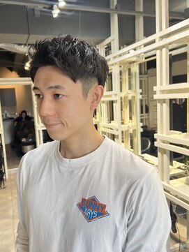 ディーエックス スリー(Dxxxx III) メンズ刈り上げ ビジネススタイルTOMOKI