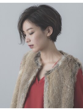 デイト(Dayt.) ラフに動く媚びない大人ショート