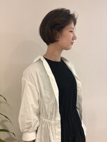 ハレケメリディッシュ(HAREKE meridish)&nbsp;クセを生かしたショートボブスタイル