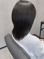 フィガロ バイ テイラー(FIGARO by Taylor) 大人っぽく決まる柔らかウルフスタイル
