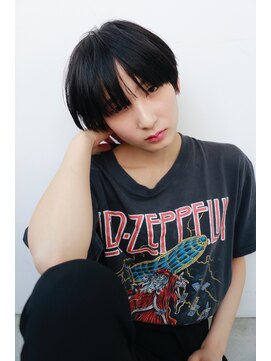 ナヌーク シブヤ(nanuk shibuya) 【nanuk】モード、ストリートなシーンに◇黒髪マッシュショート