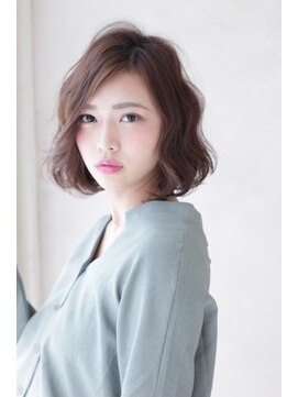 サード(Third) 大人カワイイウェービーボブ