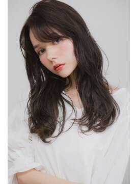 ルカ(Luca) オトナかわいいゆるカールxナチュラルカラー◎20代30代40代