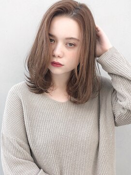 ルティア(Lutia) アッシュブラウンカラー ワンカールスタイル!