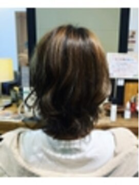 ノイ(neu) ミディアムレイヤー 大人ボブ【静岡/静岡駅】