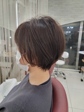 クオリス 赤塚店(QUALIS) 大人可愛い20代30代40代黒髪前下がりショートボブ丸みショート◎