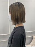 切りっぱなしボブ　デザインカラー
