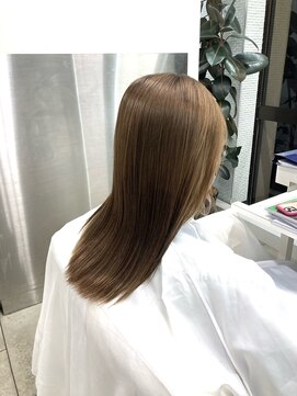 クレアトゥールウチノ(CREATEUR Uchino) 『ハイトーンでもツヤサラ☆』