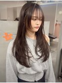 《レイヤーロング》アッシュブラック黒髪レイヤーカット中華ヘア