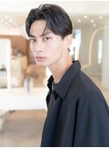 アッシュブラックセンターパート束感コンマヘアハイライト