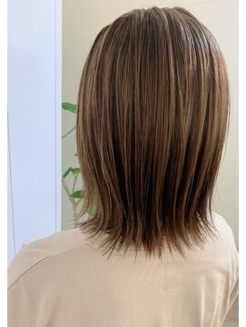 ドミーナドゥ(Domina deux) 【白髪ぼかし】ミルクティーベージュ♪