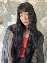 シータ(sheta)&nbsp;【表参道sheta小林】黒髪ロングパーマ　ぱつっと前髪