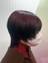 ウサギジュニア(ウサギjr.)&nbsp;ウルフカット 赤×黒 グラデーション デザインカラー