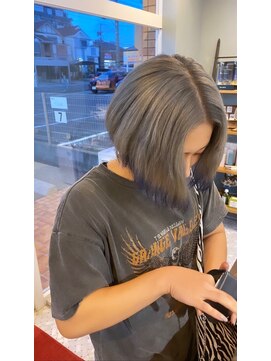 シャトン(chaton) ハイトーンボブ/ブリーチ/裾カラー