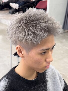 エデアンルクラ 下通(EDEAN Leclat) 熊本 スパイキーショート アップバング MEN'S HAIR