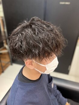 アミックス リツリン コウエン AMIX RITSURIN PARKの写真/くせ毛っぽい質感からリッジのある≪ダメージレス≫パーマをデザイン/スタイリングの手間がないスタイルへ