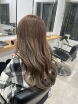 ロマリア 青山 南青山(Lomalia)&nbsp;【Lomalia青山i】白髪ぼかしハイライト/シルキーベージュ