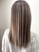 グルグル 新小岩店(GULGUL)&nbsp;白髪ぼかしハイライト　サンドベージ【佐藤】