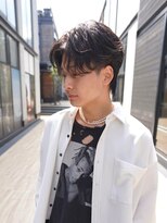 ニコ トウキョウ ヨコハマ(nico)&nbsp;メンズセンターパートニュアンスパーマ毛流れメンズパーマ刈上げ